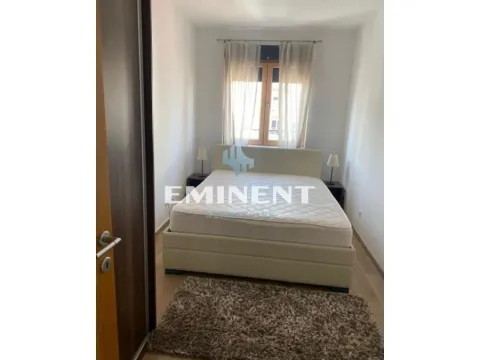 Izdavanje, trosoban stan, 63m², Kalenić Pijaca, Vračar Sve Podlokacije - image 4