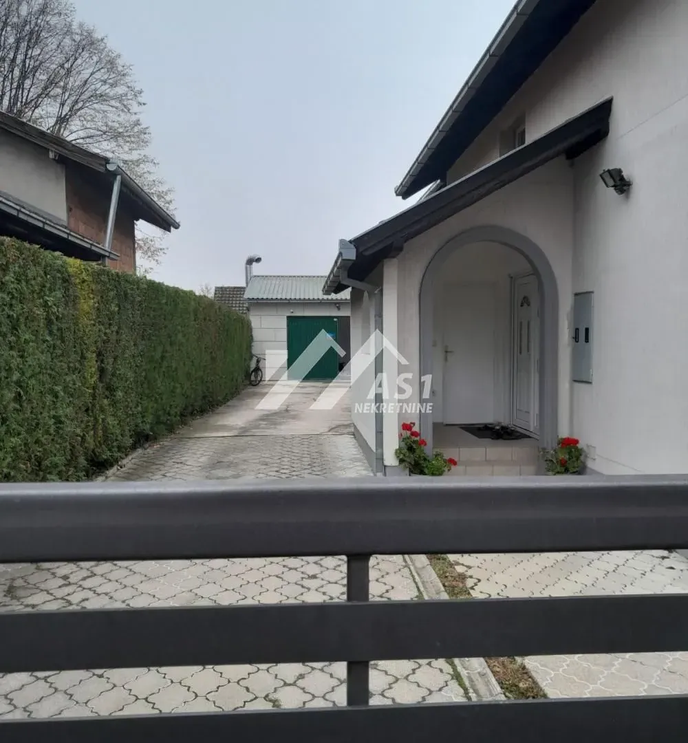 Rent, three bedroom apartment, 55m², Adice, Novi Sad Sve Podlokacije