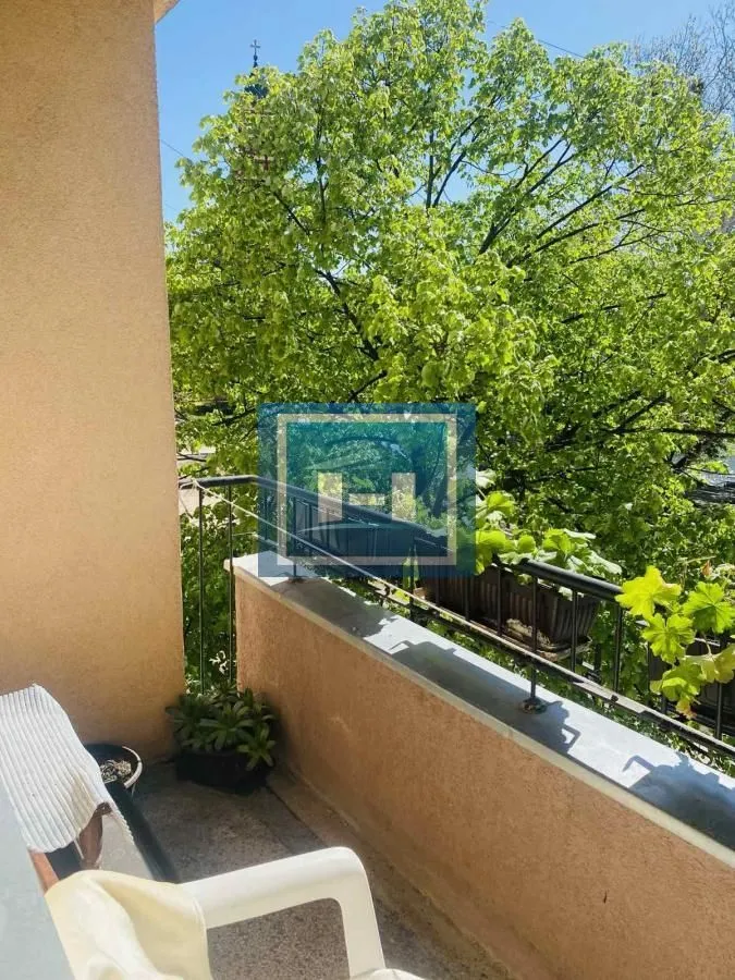 Prodaja, trosoban stan, 60m², Centar, Paraćin