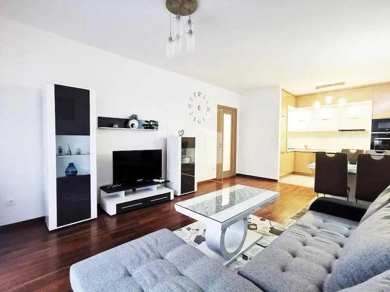 Izdavanje, stan, 77m², Master Kvart, Podgorica