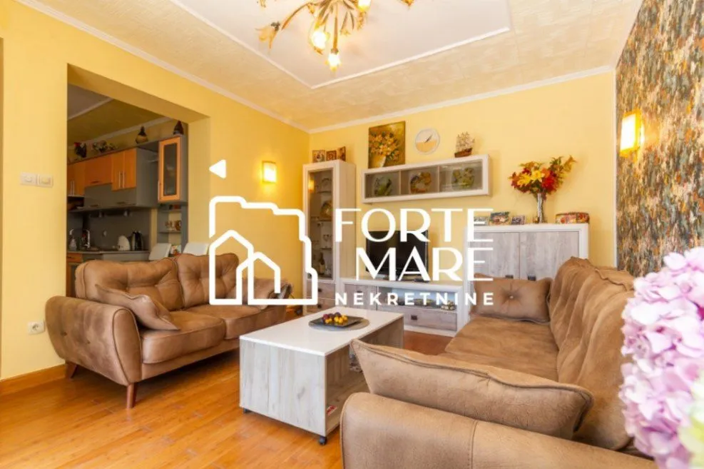 Prodaja, jednosoban stan, 60m², Herceg Novi, Crna Gora