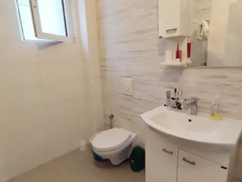 Sale, one bedroom apartment, 62m², Ulcinj, Crna Gora - image 4