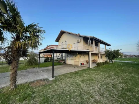Izdavanje, kuća, 230m2, Zeta, Podgorica Izdavanje, kuća, 230m2, Zeta, Podgorica