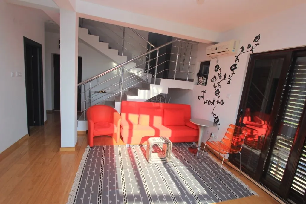 Prodaja, stan, 110m², Rafailovići, Budva