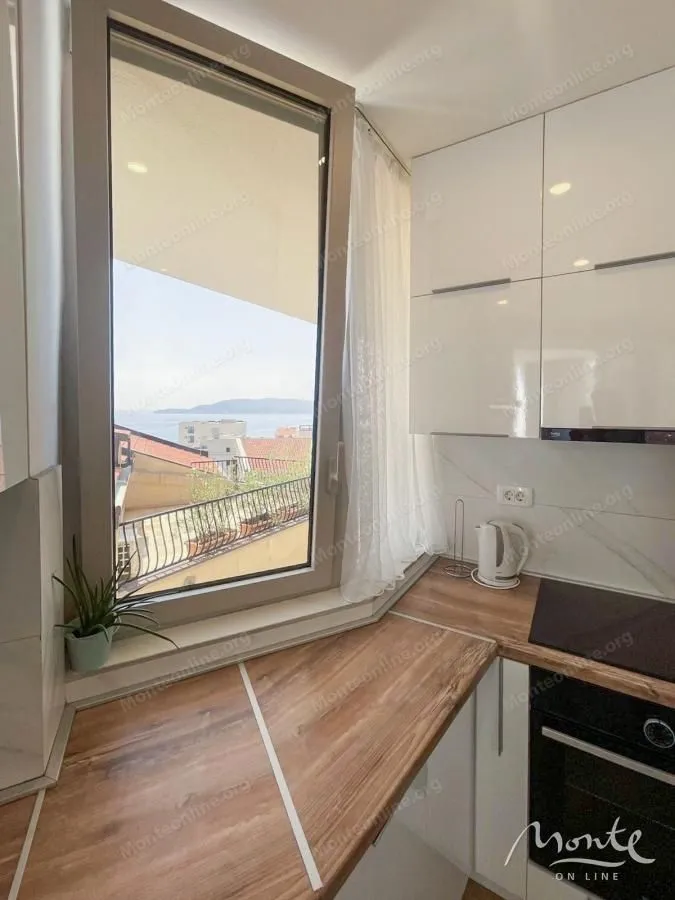 Prodaja, jednosoban stan, 55m², Rafailovići, Budva