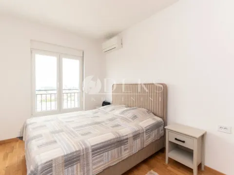 Rent, two bedroom apartment, 65m², Stari Aerodrom, Podgorica - image 7