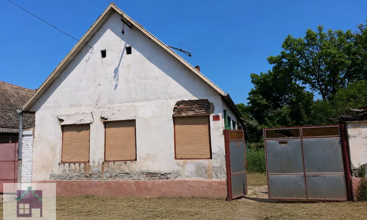 Sale, land lot, 700m², Bač, Novi Sad