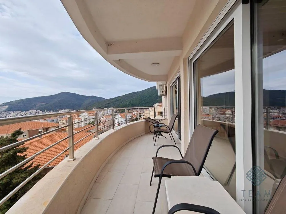 Sale, four bedroom apartment, 199m², Lazi, Budva