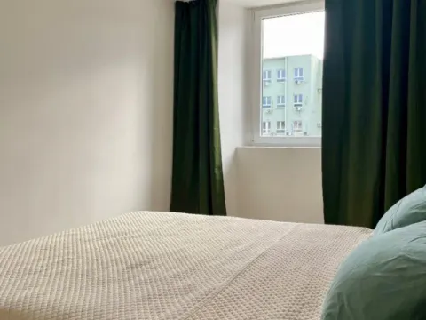 Izdavanje, dvosoban stan, 50m², Centar, Podgorica