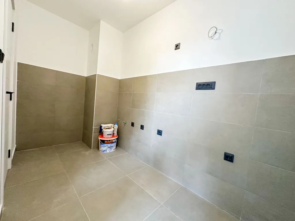 Prodaja, dvosoban stan, 72m², Pobrežje, Podgorica