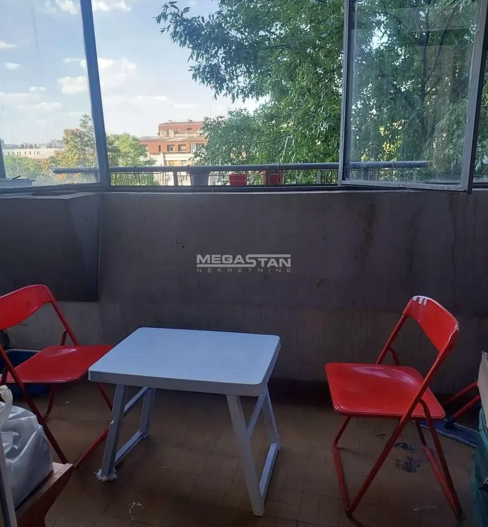 Prodaja, trosoban stan, 82m², Klinički Centar, Beograd