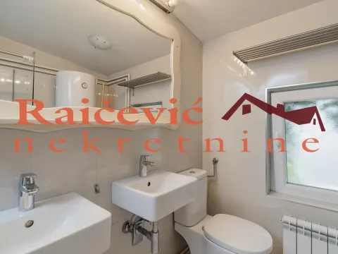 Sale, three bedroom apartment, 82m², Kalenić Pijaca, Vračar Sve Podlokacije - image 17
