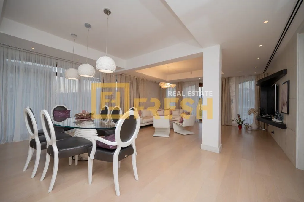 Prodaja, kuća, 300m², Tivat, Crna Gora