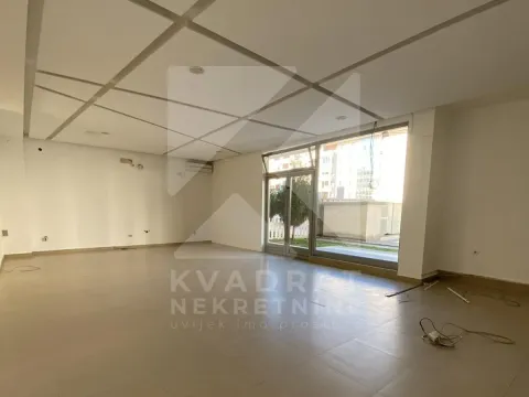 Rent, office space, 145m², City Kvart, Podgorica - image 3