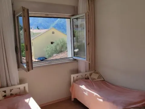 Sale, three bedroom apartment, 114m², Dobrota, Kotor - image 9