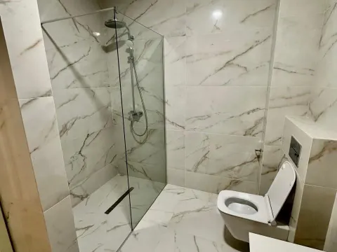 Rent, two bedroom apartment, 80m², Kod Big Fashion-a, Podgorica - image 9
