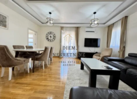 Izdavanje, trosoban stan, 102m², Zabjelo, Podgorica - image 13