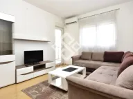 Izdavanje, jednosoban stan, 47m², City Kvart, Podgorica - image 2