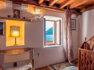 Izdavanje,  kuća, 100m2, Perast, Kotor