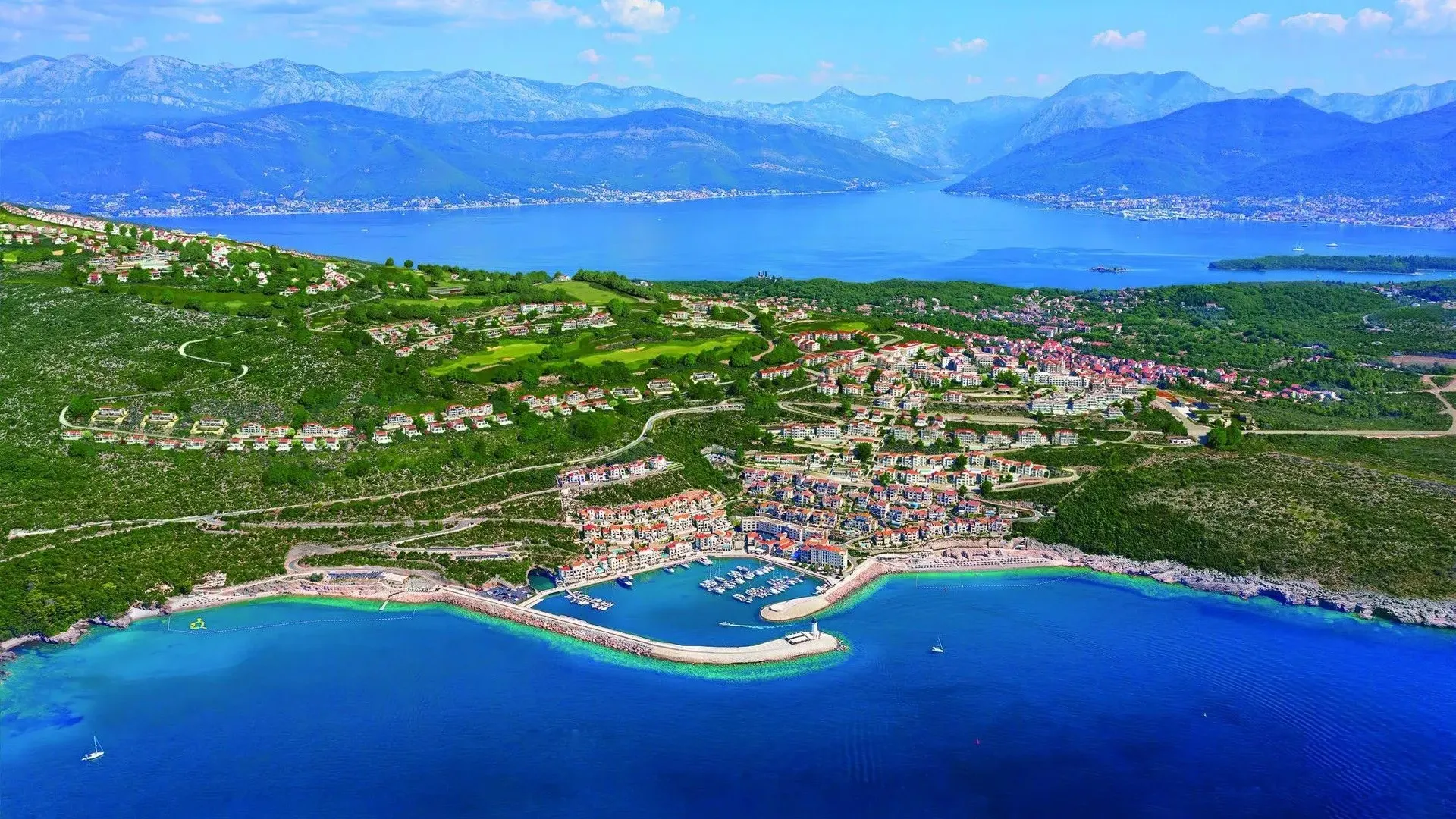 Prodaja, dvosoban stan, 93m², Luštica Bay, Tivat