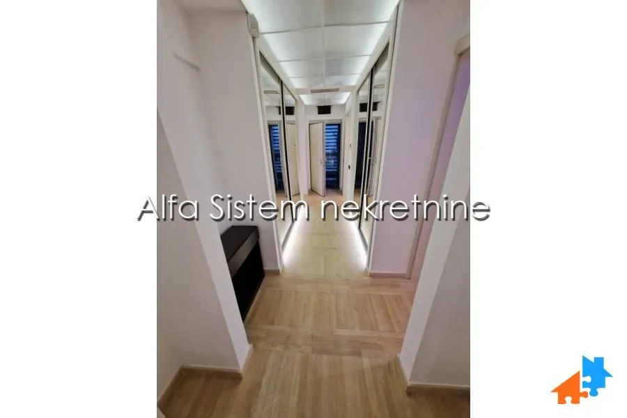 Rent, four bedroom apartment, 148m², Savski Venac, Beograd