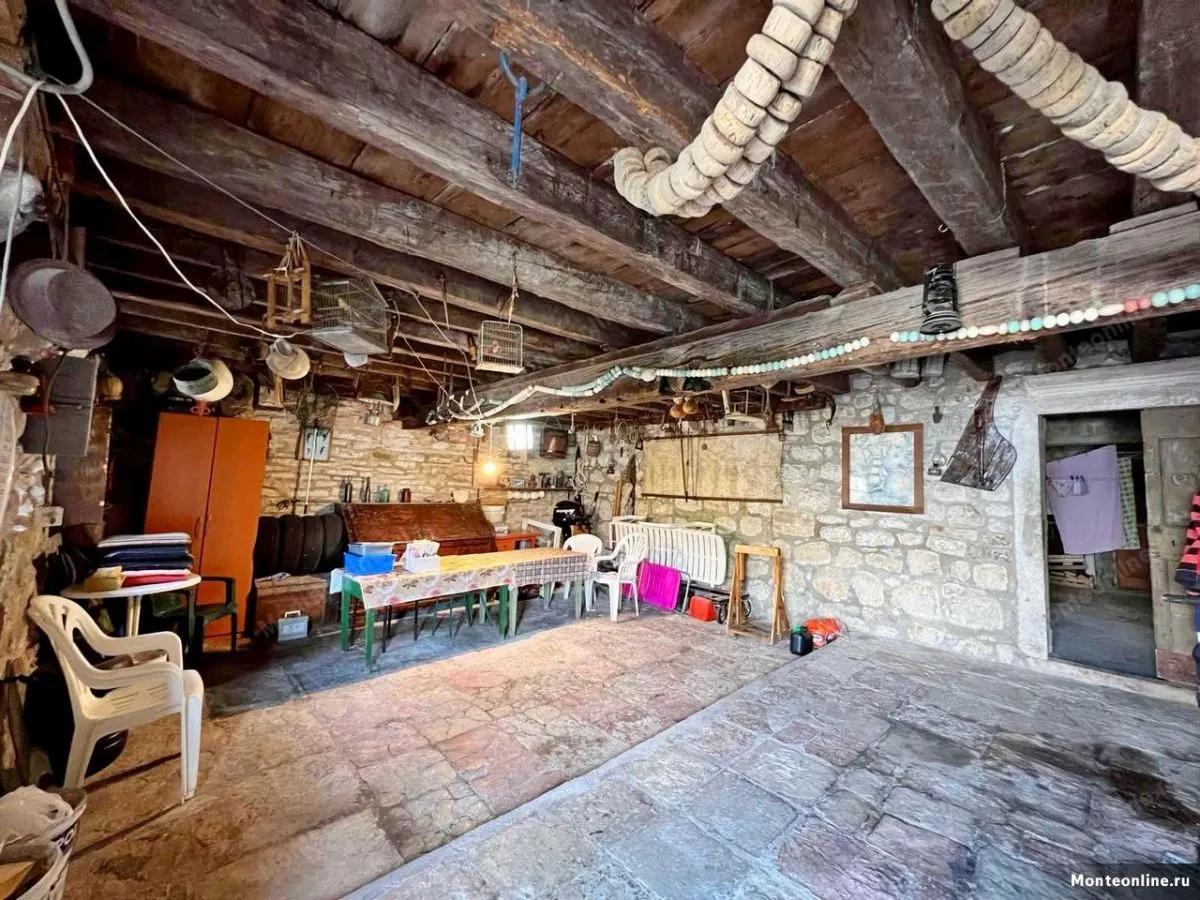 Sale, house, 235m², Prčanj, Kotor