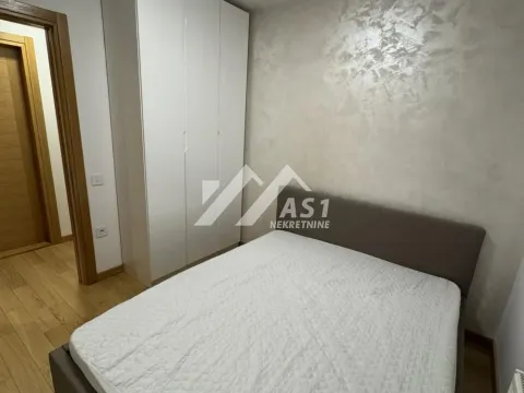 Izdavanje, trosoban stan, 60m², Novi Sad Sve Podlokacije, Novi Sad - image 4