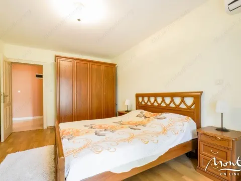 Prodaja, kuća, 170m², Budva, Crna Gora - image 18