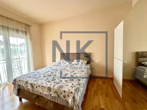 Rent, two bedroom apartment, 80m², Tološi, Podgorica - image 12