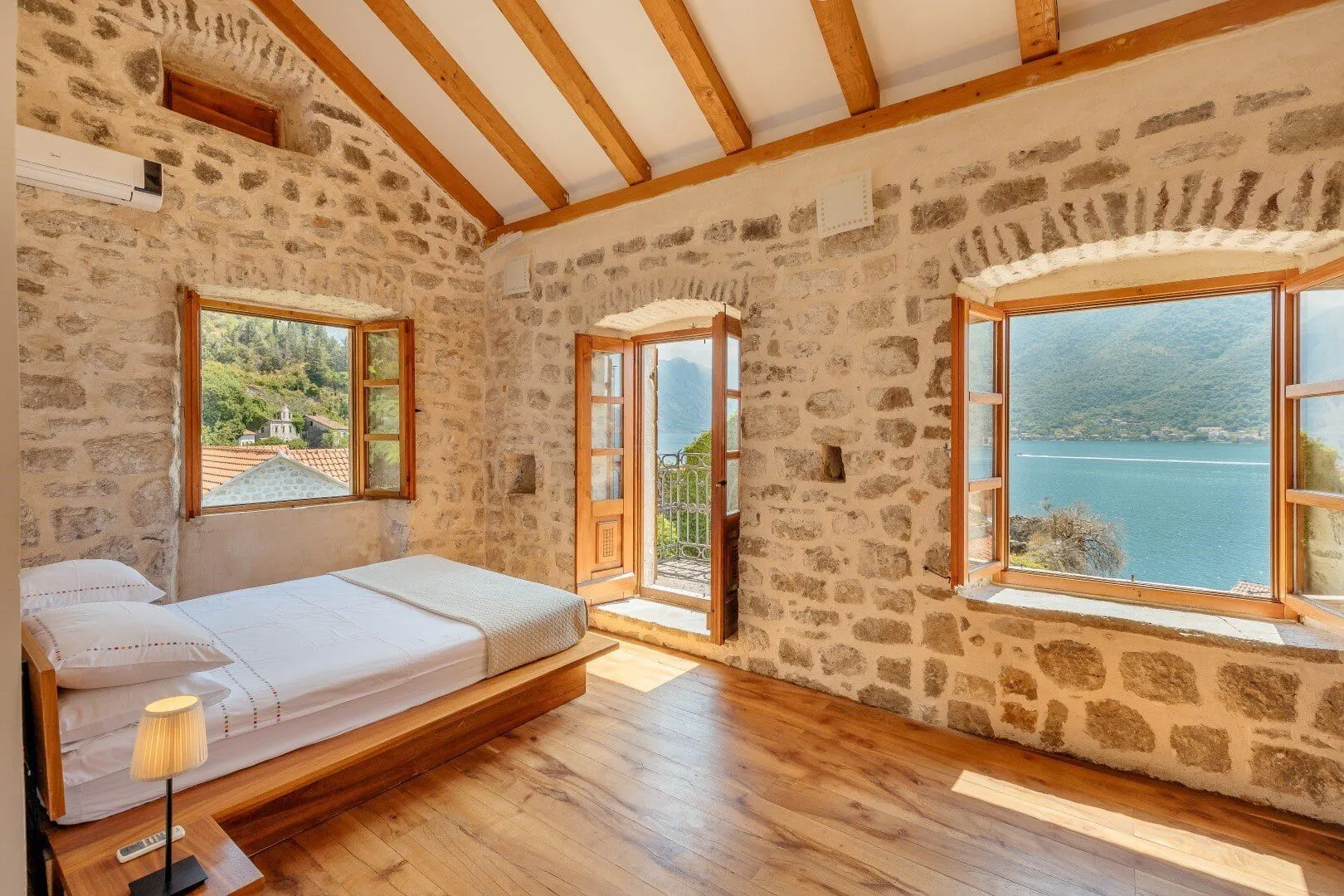 Sale, house, 484m², Perast, Kotor