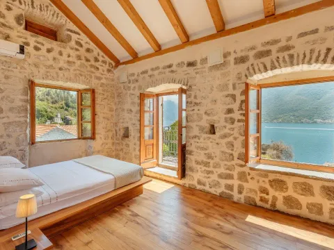 Sale, house, 484m², Perast, Kotor - image 12