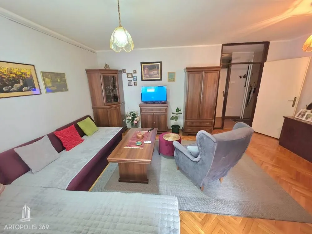 Prodaja, dvosoban stan, 56m², Stari Košutnjak, Rakovica