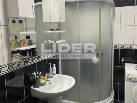 Sale, house, 347m², Baranda, Opovo - image 7