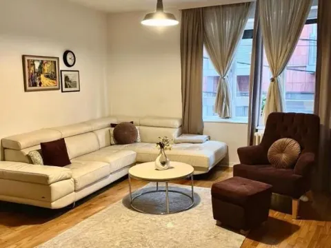 Izdavanje, četvorosoban stan, 103m2, Vračar Hram, Vračar, Beograd Izdavanje, četvorosoban stan, 103m2, Vračar Hram, Vračar, Beograd