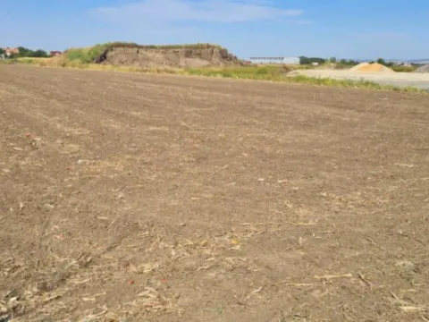 Sale, land lot, 5671m², Sremska Mitrovica, Srbija - image 3