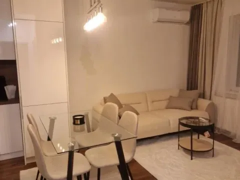 Prodaja, jednosoban stan, 35m², Podbara, Novi Sad Sve Podlokacije - image 1