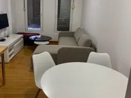 Izdavanje, jednosoban stan, 45m², Vezirov Most, Podgorica - image 1