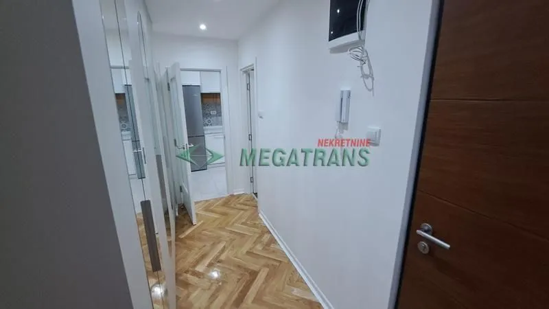 Izdavanje, dvosoban stan, 66m², Liman 1, Novi Sad Sve Podlokacije