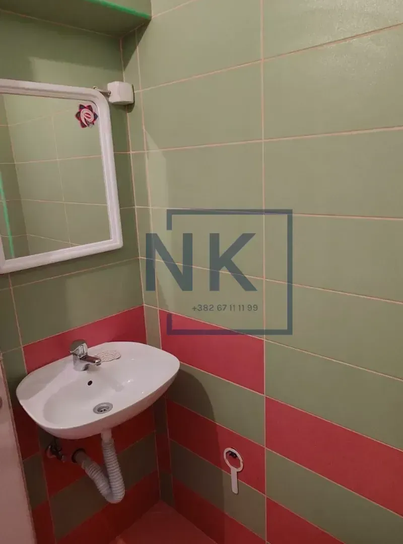 Izdavanje, dvosoban stan, 90m², Stari Aerodrom, Podgorica