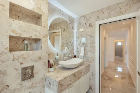 Rent, three bedroom apartment, 149m², Donja Lastva, Tivat - image 33