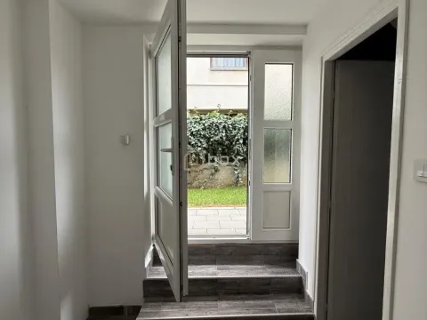 Prodaja, kuća, 186m², Pantelej, Niš - image 8