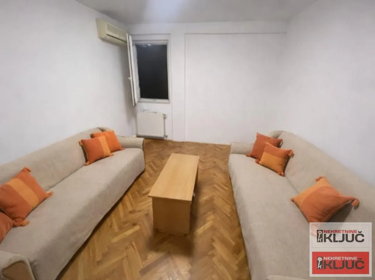 Prodaja, dvosoban stan, 44m², Grbavica, Novi Sad Sve Podlokacije