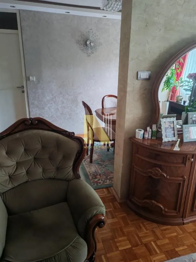 Prodaja, četvorosoban stan, 86m², Petrovaradin, Novi Sad
