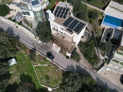 Izdavanje, trosoban stan, 247m², Sveti Stefan, Budva - image 4