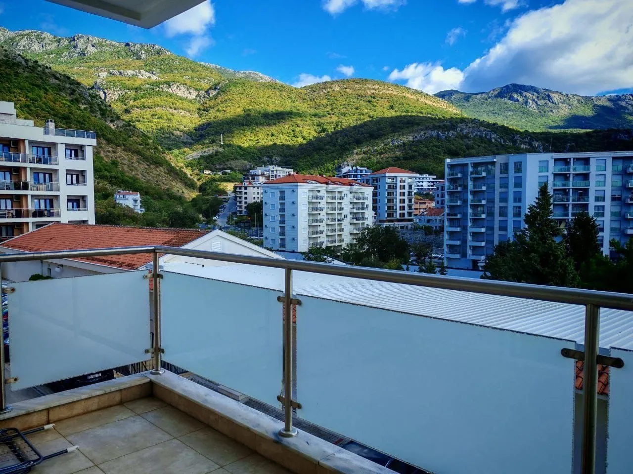 Sale, two bedroom apartment, 72m², Bečići, Budva