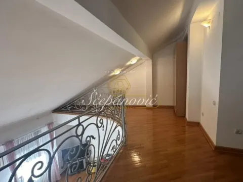 Prodaja, četvorosoban stan, 151m², Centar, Novi Sad - image 4