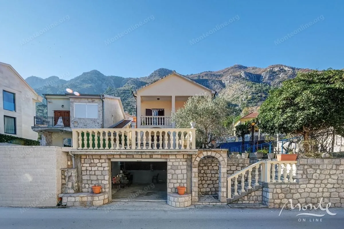 Sale, house, 140m², Muo, Kotor