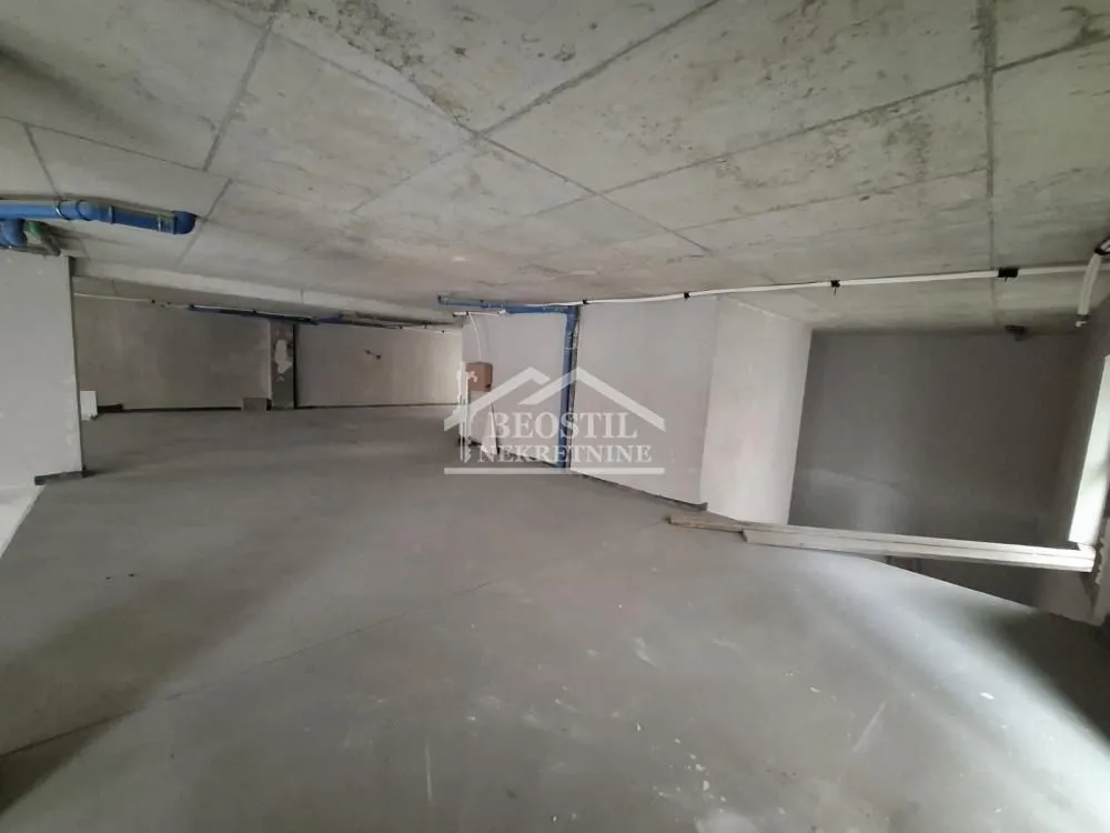 Sale, office space, 372m², Banovo Brdo, Beograd