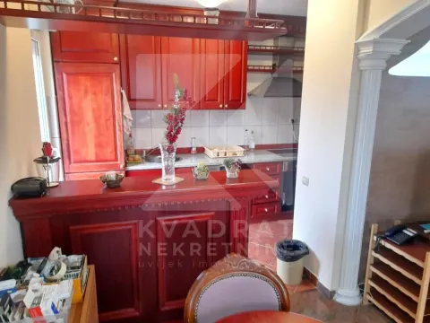 Rent, two bedroom apartment, 80m², Stari Aerodrom, Podgorica - image 3