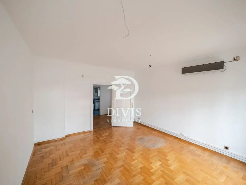 Izdavanje, kuća, 480m², Zvezdin Stadion, Beograd